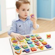 Puzzle din lemn - litere si animalute