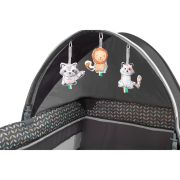 Lionelo - Patut pliant cu doua nivele Sven Plus, 120x60 cm, arcada jucarii, masuta de infasat, vibratii, melodii, Grey Scandi BYNLO-Sven Plus_Grey_Scandi