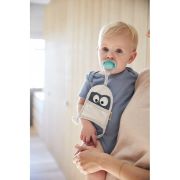 Textil din bambus pentru dentitie cu agatatoare suzeta din lemn monstru silver grey tnatm-tutmo-518