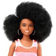 PAPUSA BARBIE FASHIONISTA AFROAMERICANA CU PARUL CRET VIVMTFBR37_FXL45