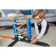 HOT WHEELS GARAJUL CU CASCADORII VIVMTGNL70