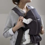 BabyBjorn - Marsupiu anatomic Mini, cu pozitii multiple de purtare – Anthracite, 3D Mesh BSAFE021013E1