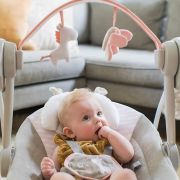 Ingenuity - Leagan portabil Comfort 2 Go Flora the Unicorn BBB12202