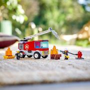 LEGO CITY  CAMION DE POMPIERI CU SCARA 60280 VIVLEGO60280