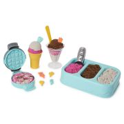 KINETIC SAND SET INGHETATA SI PRAJITURELE COLORATE SI PARFUMATE VIV6059742