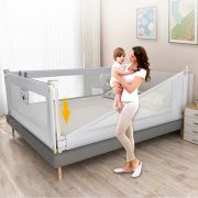 Bariera protectie pat culisanta XXL 200 cm Bears Grey, inaltime reglabila 68-98 cm LVTK5904067518209