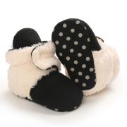 Cizmulite plusate crem cu negru pentru bebelusi MDB255-6-sa3