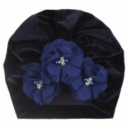 Caciulita tip turban din catifea cu flori aplicate MDx-19068-sa1
