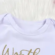 Costumas pentru fetite - Worth the wait MDHA1132-1-DE.3-6 luni (Marimea 18 incaltaminte)