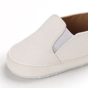 Pantofiori albi tip mocasini pentru baietei ADB232-1-p26