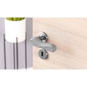 Protectie clanta usa, din silicon, acoperire completa, 2 bucati, Reer HandleGuard 70071