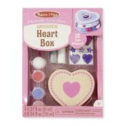 Cutie de decorat din lemn inimioara - okemd8850