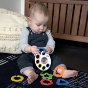 Bright starts - jucarie zornaitoare cu inele multicolore bbb12355