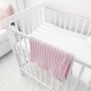 Patut Din Lemn Pentru Bebe, Inaltime Saltea Reglabila, Clasic Alb 120x60 Cm Pjbclasic_cot_white