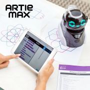 Robotelul artie max