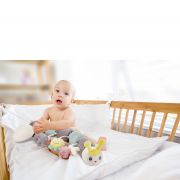 Protectie laterala multifunctionala cu jucarii din plus BabyJem Caterpilar (Culoare: Roz) JEMbj_6752