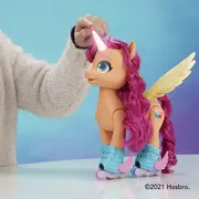 MY LITTLE PONY CANTA SI PATINEAZA CU SUNNY VIVF1786