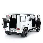 MASINA CU TELECOMANDA MERCEDES-BENZ G63 ALB SCARA 1 LA 24 VIVRas95800_Alb