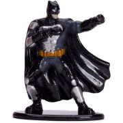 BATMAN AUTOMOBIL BATMOBILE JUSTICE LEAGUE 1:32 VIV253213005