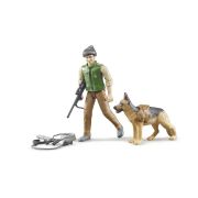 Bruder - Figurina Padurar Cu Caine Si Echipament ARTBR62660