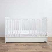 Patut Din Lemn Masiv, Transformabil Pentru Bebe Si Junior, Clasic Alb + Saltea Cocos 140 X 70 Cm Pjbclasic_140-saltea