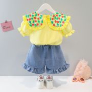 Costumas cu bluzita galbena si pantalonasi din blugi - cirese (marime disponibila: 9-12 luni (marimea 20 incaltaminte)) mbxq1899-1-dg.9-12 luni (marimea 20 incaltaminte)
