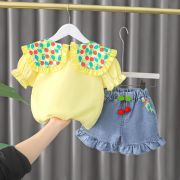 Costumas cu bluzita galbena si pantalonasi din blugi - cirese (marime disponibila: 9-12 luni (marimea 20 incaltaminte)) mbxq1899-1-dg.9-12 luni (marimea 20 incaltaminte)
