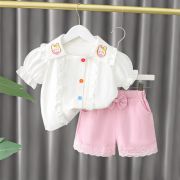 Costumas cu bluzita alba si pantalonasi scurti roz (marime disponibila: 2 ani) adxq1900-1-dg.2 ani