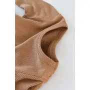 Set 3 piese: body cu maneca lunga, panataloni lungi si caciulita din bumbac organic si modal - Maro (Marime: 3-6 Luni) JEMBC-CSYM22506-3