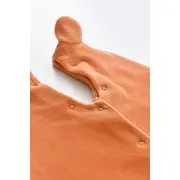 Set Broscuta cu salopeta si body din 80%bumbac organic si 20% poliester - Portocaliu, Baby Cosy (Marime: 3-6 Luni) JEMBC-CSYK6021-3