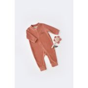 Salopeta cu maneca lunga si fermoar din 80%bumbac organic si 20% poliester - Caramiziu, Baby Cosy (Marime: 9-12 luni) JEMBC-CSYK6031-9