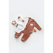 Set Broscuta cu salopeta si body din 80%bumbac organic si 20% poliester - Caramiziu, Baby Cosy (Marime: 3-6 Luni) JEMBC-CSYK6022-3