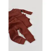 Set 3 piese: body cu maneca lunga, panataloni lungi si caciulita din bumbac organic si modal - Caramiziu, Baby Cosy (Marime: 18-24 Luni) JEMBC-CSYM22501-18