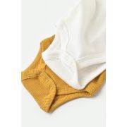 Set 2 body-uri fara maneci bebe unisex din bumbac organic si modal - Mustar/Ecru, Baby Cosy (Marime: 9-12 luni) JEMBC-CSYM11109-9
