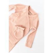 Set 4 piese: bluza, pantaloni, caciulita si manusi din bumbac organic si modal - Piersica, Baby Cosy (Marime: 0-3 Luni) JEMBC-CSYM24513-0