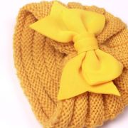 Caciulita crosetata tip turban cu fundita aplicata in fata LIx-22099-sa1
