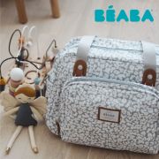 Geanta de infasat Beaba Geneva II Cherry Blossom ERFB940259