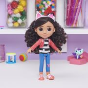 GABBYS DOLLHOUSE PAPUSA GABBY 20CM VIV6060430