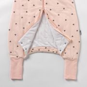 Sac de dormit cu picioruse si talpa antiderapanta Hearts 70 cm + manseta 1.0 Tog BBXCJ570-10FN