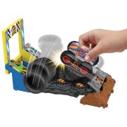 HOT WHEELS MONSTER TRUCKS ENTRY CHALLENGE ARENA SMASHERS PROVOCAREA SMASH RACE VIVMTHNB87_HNB89