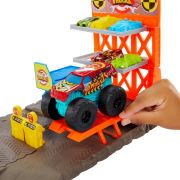 HOT WHEELS MONSTER TRUCKS SET BLAST STATION VIVMTHFB12