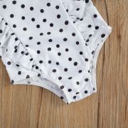 Costum de baie cu bulinute alb/negru (Culoare: Alb, Marime: 80) JEMdrl47b2f2