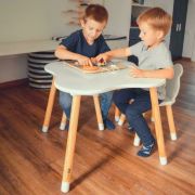 Set masuta si doua scaune pentru copii, Bear, Din lemn, Cu marginile rotunjite, FreeON, Alb BYN44282
