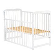 Qmini - Patut din lemn Agata 120x60 cm, Cu laterala culisanta, Din lemn de pin, Stabil si rezistent, Inaltime saltea reglabila pe 3 nivele, Laterala cu 3 bete detasabile, EN716-1, EN716-2, Alb + Saltea 10 cm BYNQMAGA10CM03AL