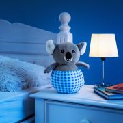 Jucarie din plus Koko Koala, lampa de veghe si proiector de stele cu muzica, senzor inteligent de plans, 0+ luni, Reer 52431