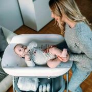 Cadita de baie cu hamac pentru nou nascut si masa de infasat, Cu roti, Cu suport metalic, Conform cu standardul european de securitate EN 12221-1:2008+A1:2013, EN 17072:2018, FreeON, Elephant BYN48648