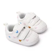 Adidasi albi cu inimioare colorate brodate (marime disponibila: 6-9 luni (marimea 19 incaltaminte)) mdbl2312-1-sa26.6-9 luni (marimea 19 incaltaminte)