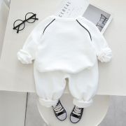 Trening alb pentru baietei - teddy (marime disponibila: 6-9 luni (marimea 19 incaltaminte)) li554-de5.6-9 luni (marimea 19 incaltaminte)