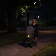 Lumina de siguranta LED reflectorizanta cu semnalizare intermitenta, verde fluorescent, cu carabina de agatare, Reer Light&Go 53253