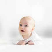 Petite&Mars - Cearceaf elastic impermeabil, Pentru patut co-sleeper, Din bumbac, 84x50 cm, 0 luni+, Alb BYN314401